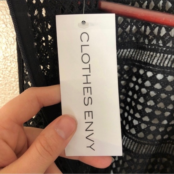 Dance & Marvel Black Lace Short Sleeve Dress - Picture 14 of 15